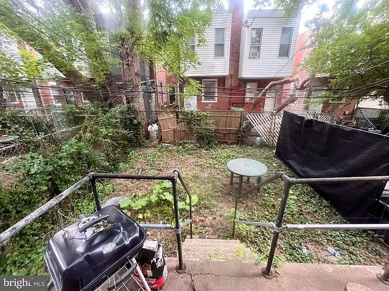 5028 Walnut St #1F — Photo 31