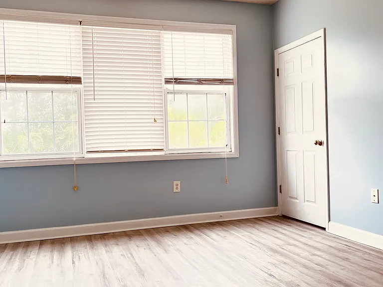5825 Catalina Dr #223 — Photo 6