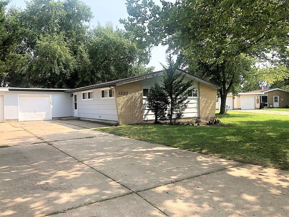 1st image of 1333 Crescent Dr