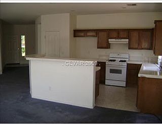 1st image of 5925 Pavilion Lakes Ave