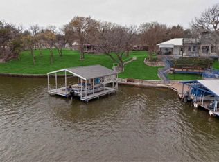 623 S Harbor Ct, Granbury, TX 76048