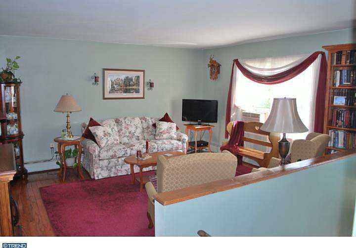 1st image of 228 Park Dr