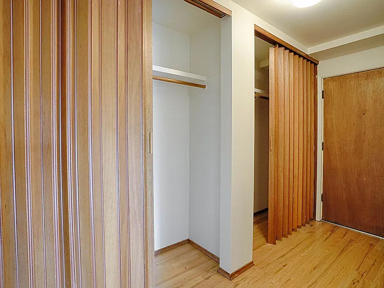 Dolores Manor Apartments — Photo 16
