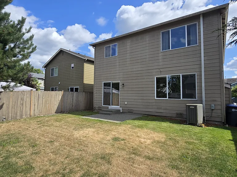 24064 SE 262nd St — Photo 37