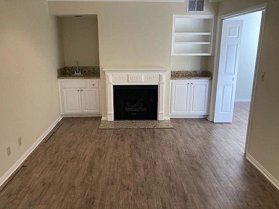 5th image of 360 N Hollywood Way APT 311