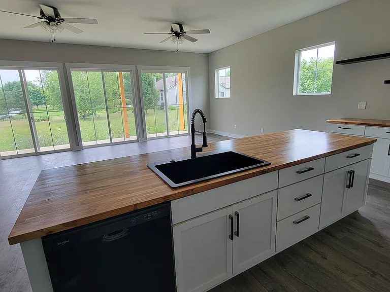 4530 Buckeye Run — Photo 1