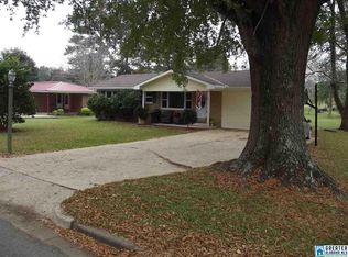 803 Magnolia Dr, Sylacauga, AL 35150