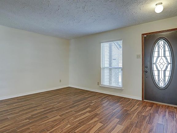 3rd image of 12506 Raven South Dr
