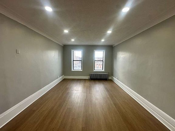 3rd image of 83-85 Halsted St #403