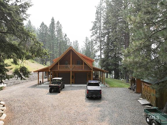 3rd image of 148 N Elk Lake Rd