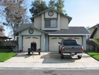 1st image of 2667 Applewood Dr