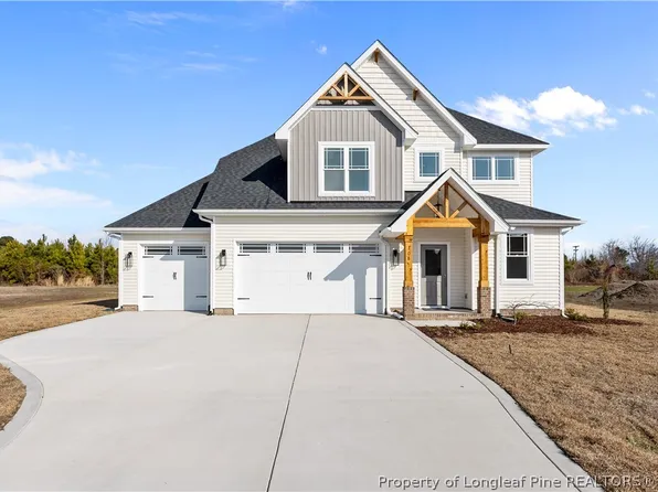 108 Sunny Acres Ln, Clinton, NC 28328