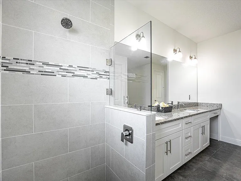 5362 NW Akbar Ter — Photo 21