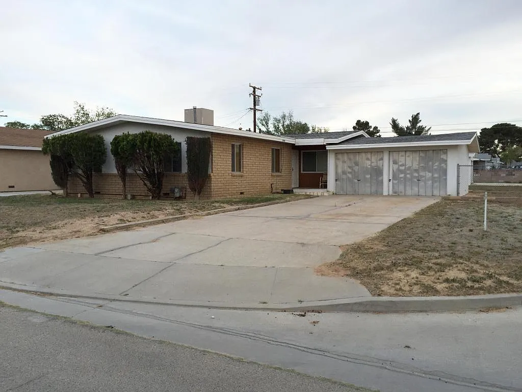 12428 El Mirage St photo 1