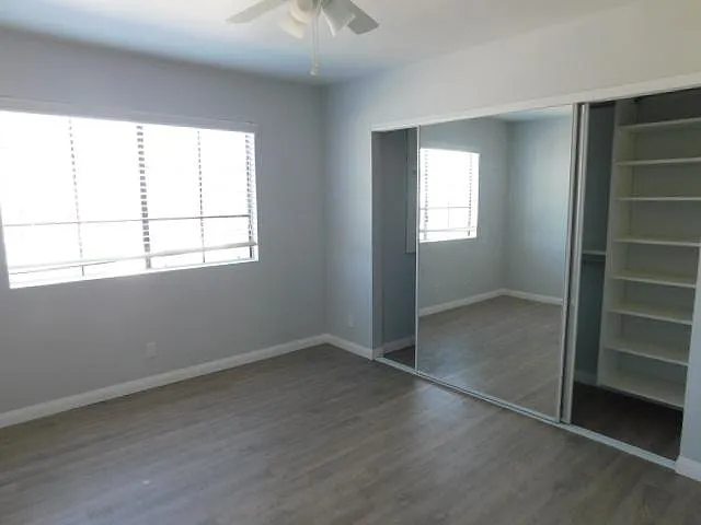 4267 Winona Ave #2 — Photo 12