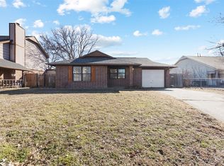 2002 S Cherokee Pl, Claremore, OK 74019