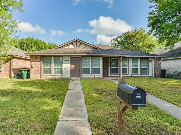 12812 Shannon Hills Dr, Houston, TX 77099