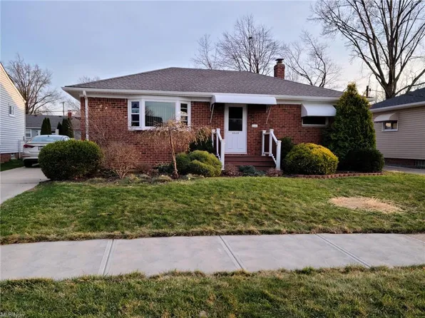 30120 Forest Grove Rd, Willowick, OH 44095
