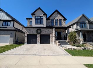 102 Deer Creek St, Kitchener, ON N2A0J5