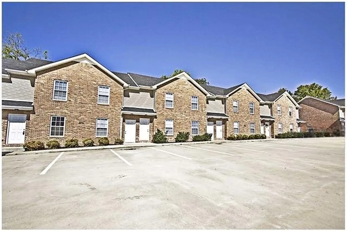 Building Photo - 2268 McCormick Ln #H