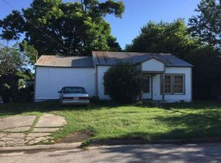 630 E Pine St, Seguin, TX 78155