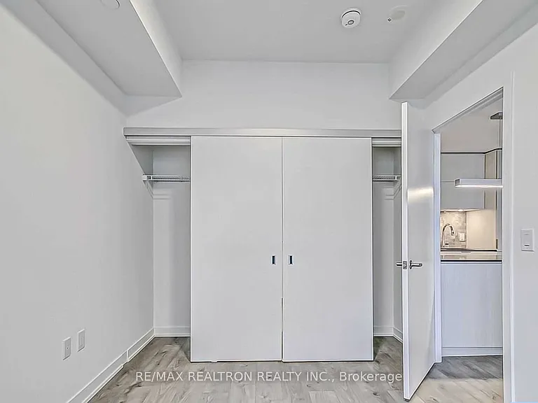 20 Richardson St #616 — Photo 11