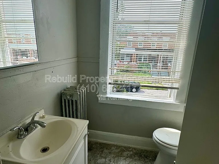 3328 Lawnview Ave — Photo 4