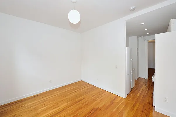 Rented by Aether Property Group | media 15