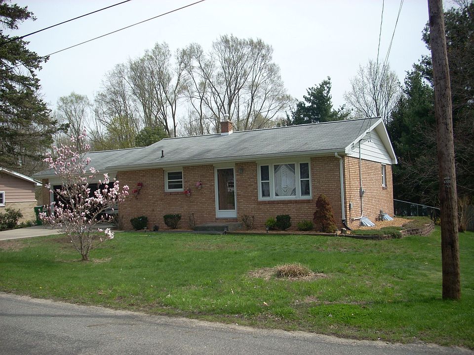 1st image of 921 Steuben Ave