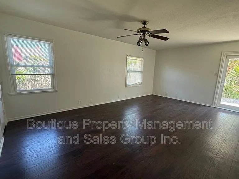 1815 N Westwood Ave #A — Photo 24
