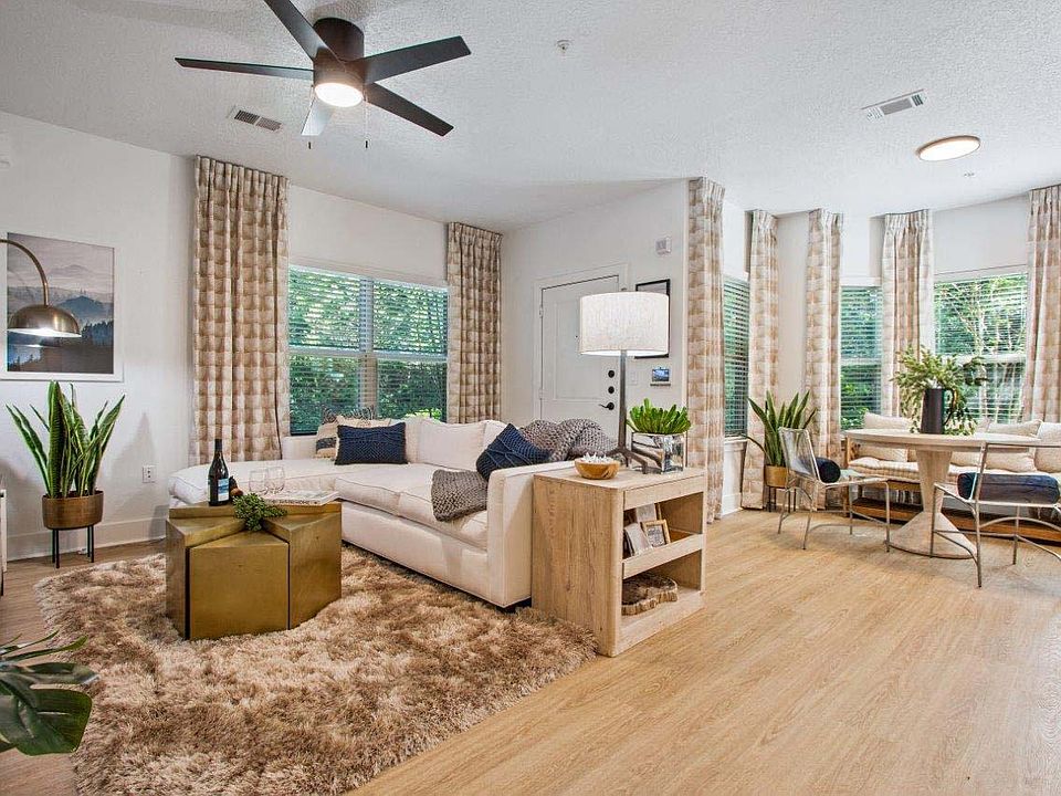 Adara at Godley Station, Savannah, GA, Living room