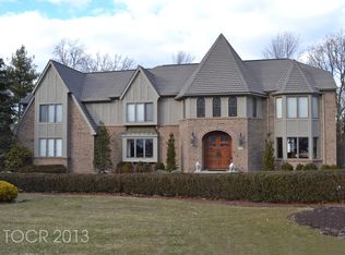 801 Sussex Rd, Franklin Lakes, NJ 07417