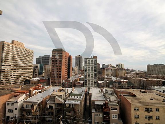 2nd image of 445 W Wellington Ave APT 07G