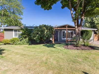 1030 SE 24th Ave, Hillsboro, OR, 97123