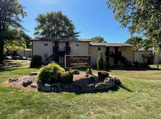 34 Pepperwood Ct #34, Glen Carbon, IL 62034