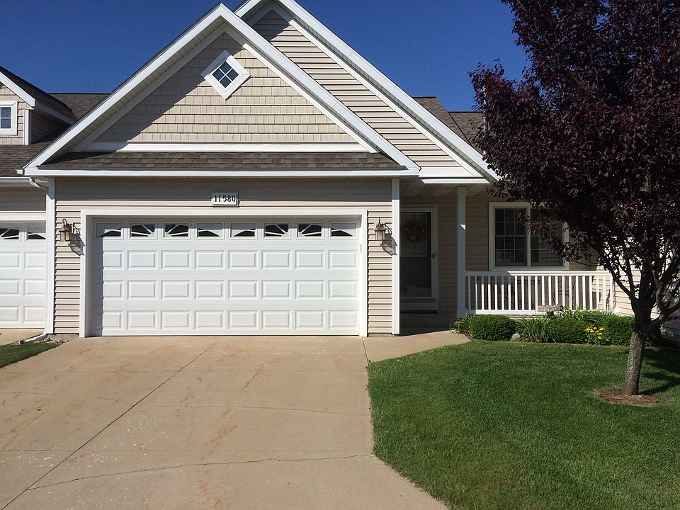 1st image of 11580 N Lake Dr