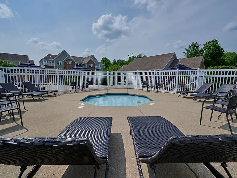 Waterford Village Apartments — Photo 13
