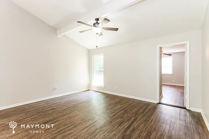 4 bed, 1.5 bath, 1425 sqft, $1,495 — Photo 4