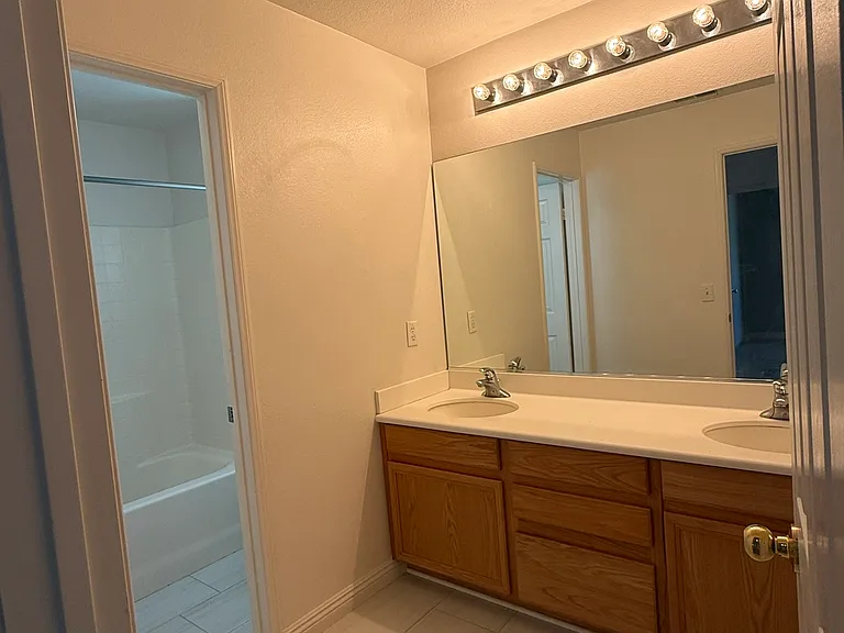 7505 Purple Sage Cir — Photo 20