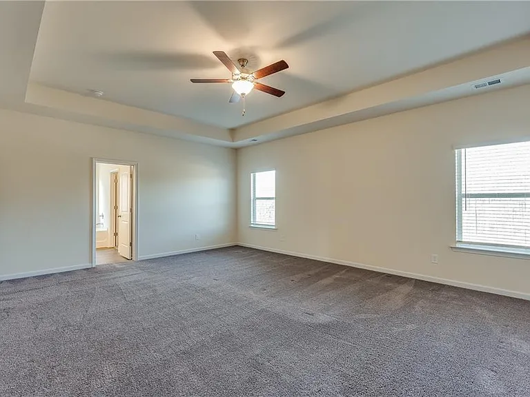 5317 Burrus Ln — Photo 18