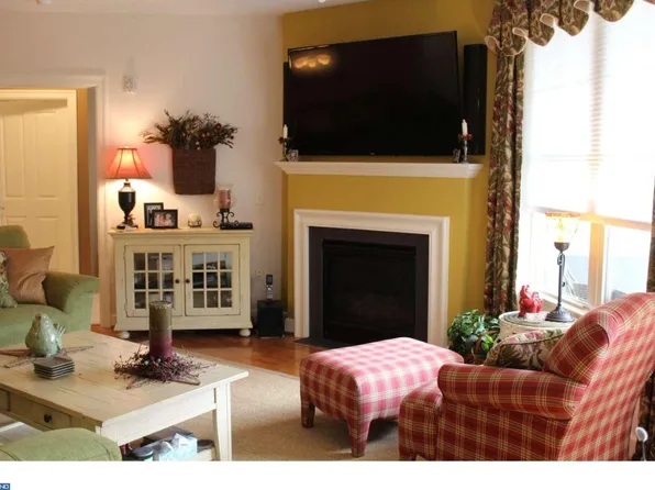 123 Cornerstone Dr #100123, Newtown Square, PA 19073