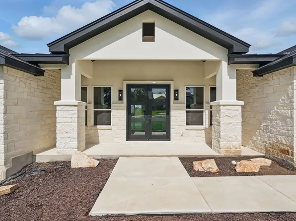 104 Creede St, Boerne, TX 78006