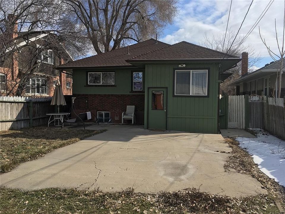 Back of the house with separate entrance