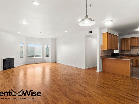 4th image of 1301 46th Ave #2