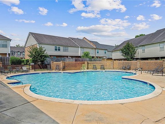 2nd image of 112 Du Rhu Dr #D