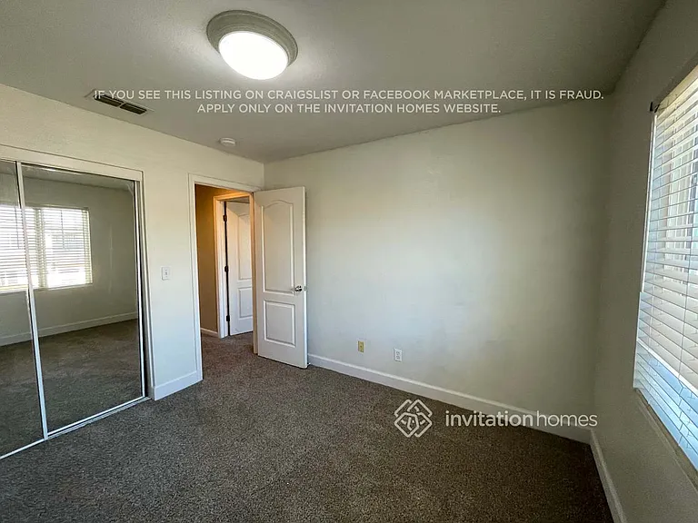 5134 Rowe Dr — Photo 7