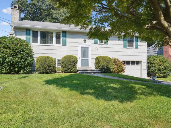 25 Donohue Drive, Norwalk, CT 06851