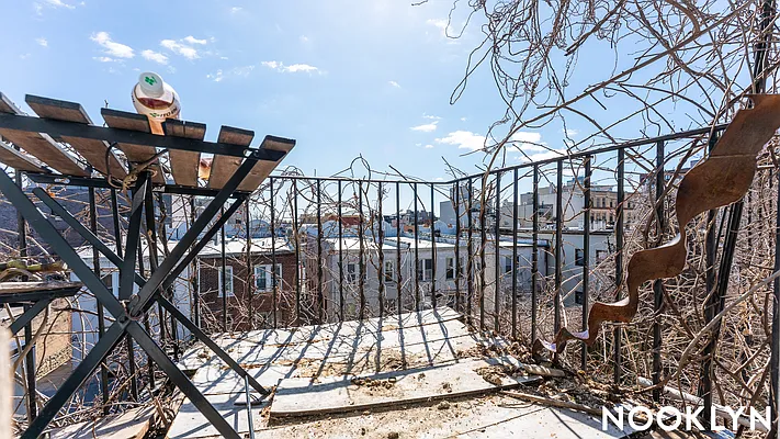 Rented by Nooklyn NYC LLC | media 21