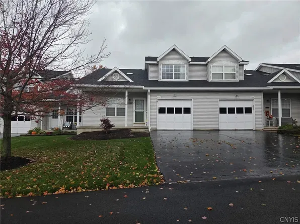 6316 Bentley Dr, Victor, NY 14564