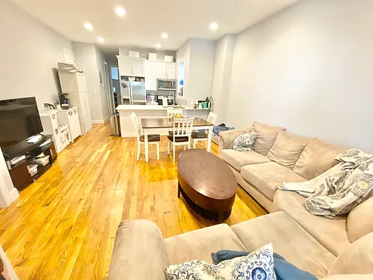Rented by Keller Williams NYC | media 33
